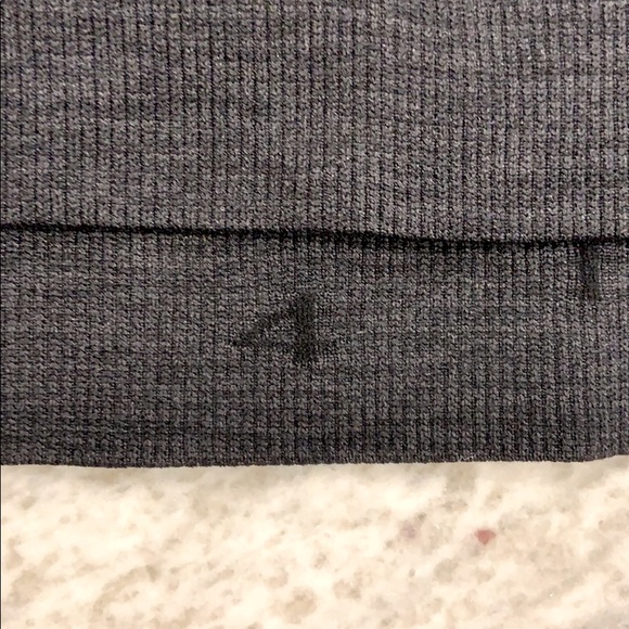 Lululemon workout tank with built in bra - Picture 4 of 4